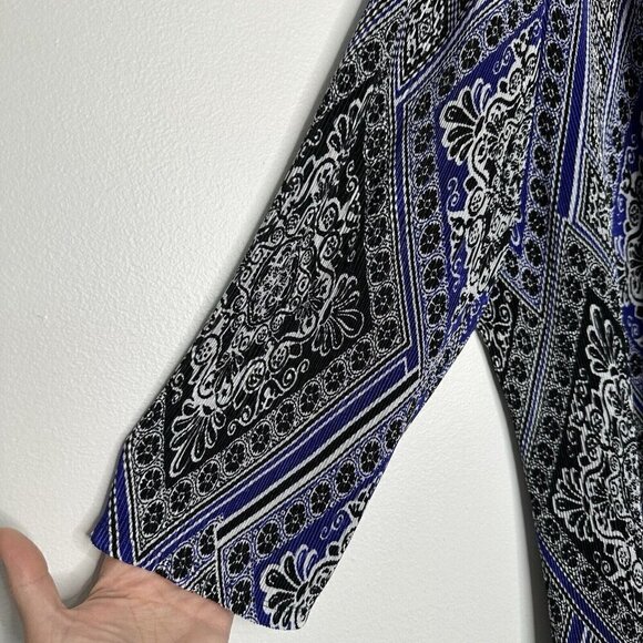 Chicos Travelers Cardigan Size XL Black Blue Pleated Paisley Artsy - Picture 5 of 9